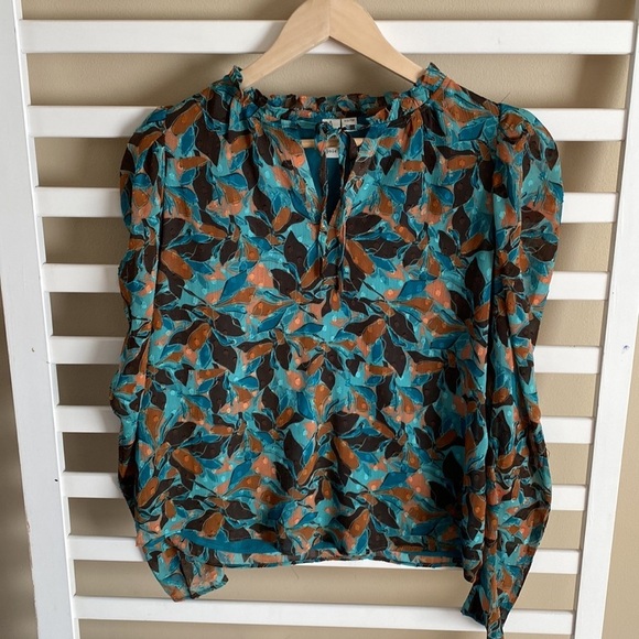 Joie V-Neck with Ruffle Puff Shoulder Long Sleeve Autumn Fall Pattern Blouse - Picture 3 of 13